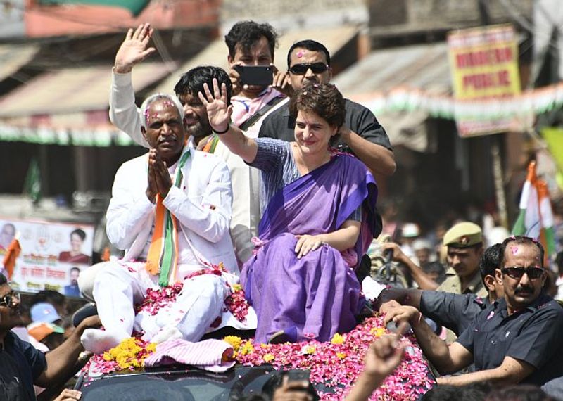 Ghulam Nabi Azad Congress Gandhis reformist 5-star culture-VPN