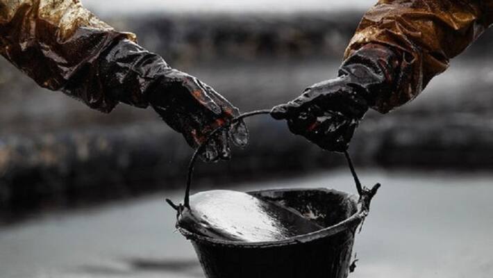 US crude futures hike US crude futures hike