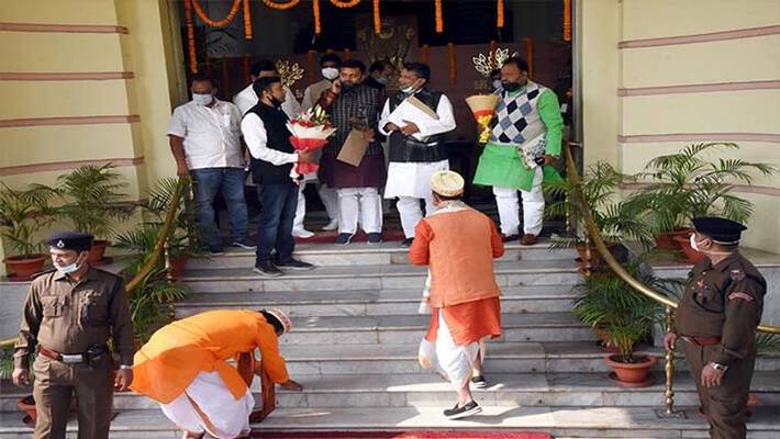 Muslim MLA from Congress took oath in Sanskrit said Sanskrit is the main language of our country kpl Muslim MLA from Congress took oath in Sanskrit said Sanskrit is the main language of our country kpl