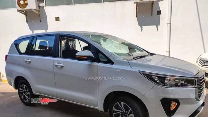 Toyota Innova Crysta Facelift Spied At Dealership Toyota Innova Crysta Facelift Spied At Dealership