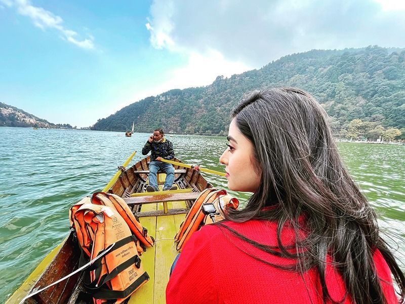 Tollywood actor Gaurav and Ridhima is giving fresh oxygen at nainital Brd