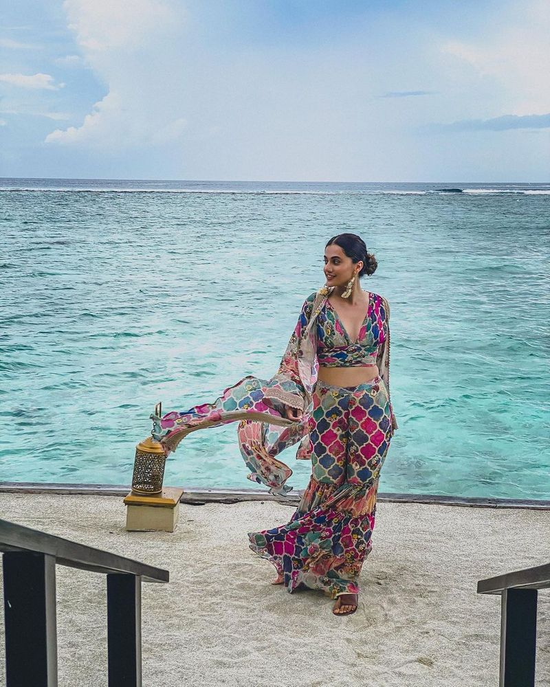 rakul samantha disha kajal relax in maldives with hot poses arj