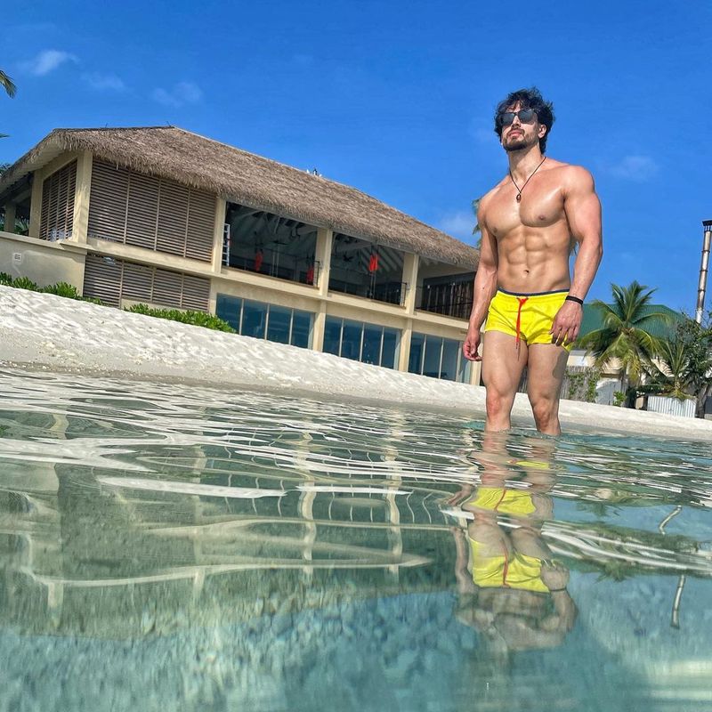 rakul samantha disha kajal relax in maldives with hot poses arj