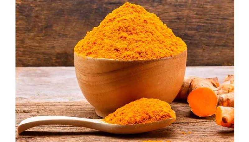 use turmeric facepacks for skin care