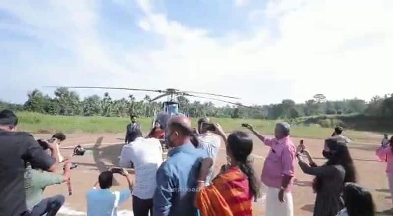 bride arrived in helicopter to attend the wedding at Wayanad Pulpally