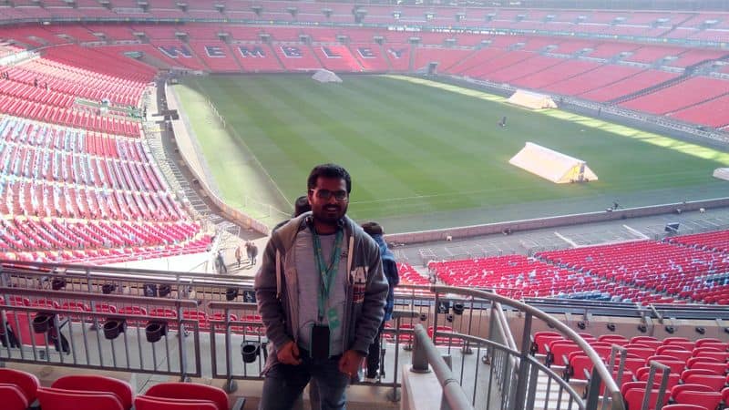 London walk travelogue by Nidheesh nandanam Wembley stadium