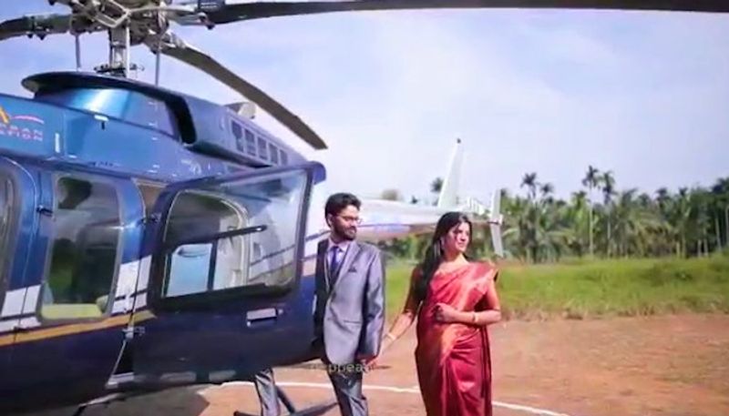 Kerala bride arrives in helicopter for wedding-tgy