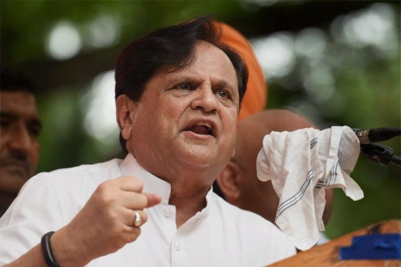 senior Congress Leader Ahmed Patel Dies at 71 know his asset details and family income pod