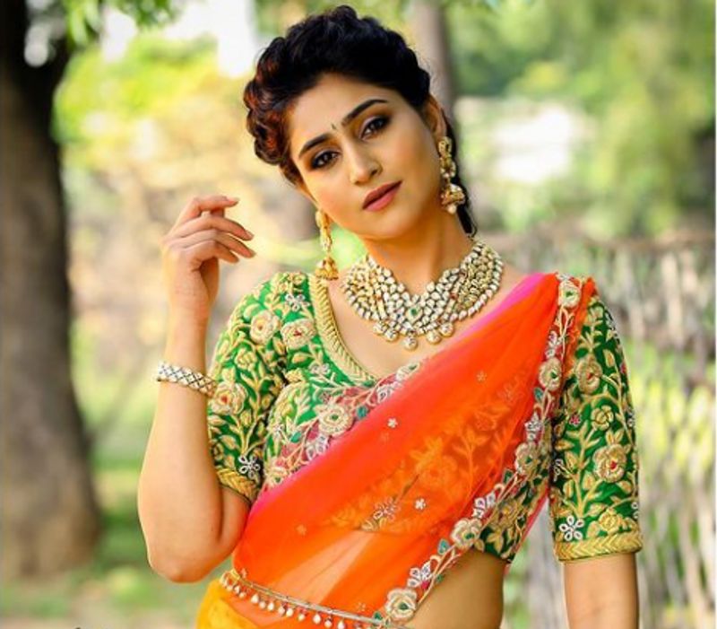 Tollywood Actress Varshini is busy in anchoring now dpl