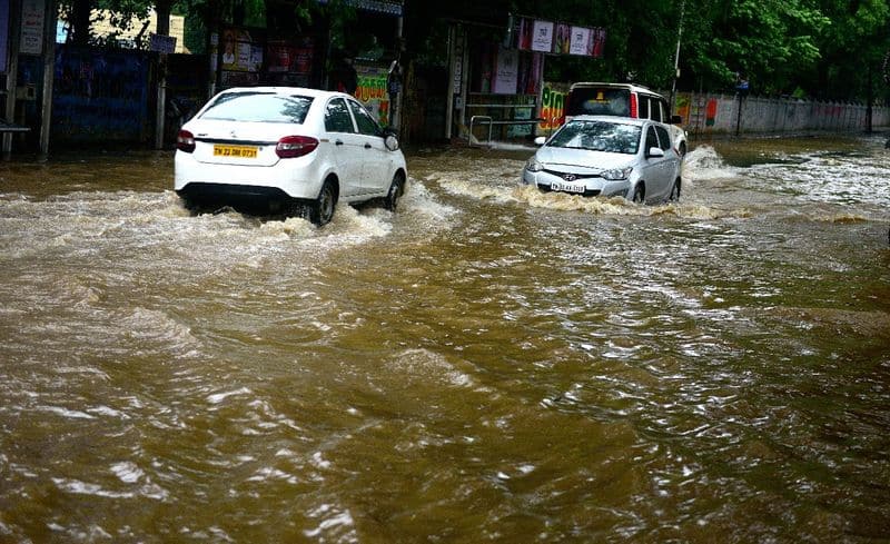 heavy rain in chennai flood photo gallery