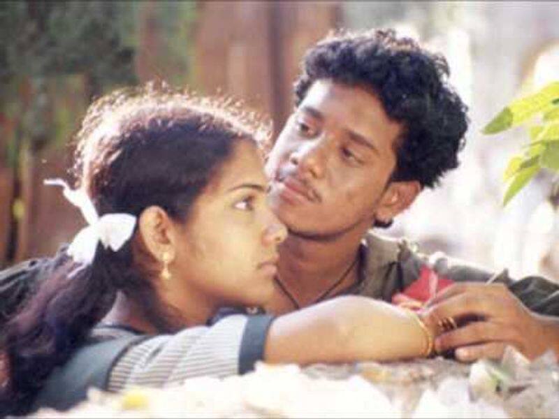 Do you know this actress is a kaadhal movie first herione