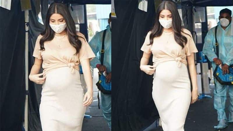 pregnant anushka sharma shooting back to back endorsement campaigns in mumbai photos viral on social media KPJ