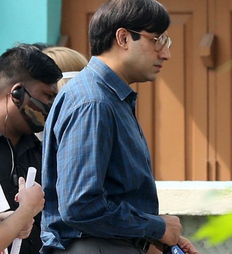 Abhishek Bachchan shoots Bob Biswas in Kolkata