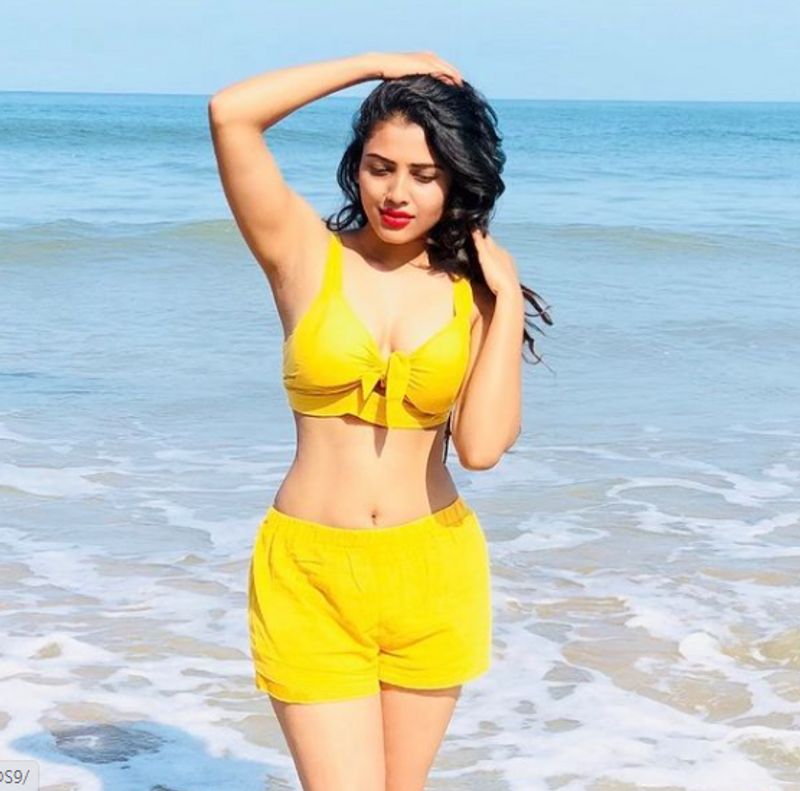 Kannadathi actress Sara annaiah water baby look see photos here dpl