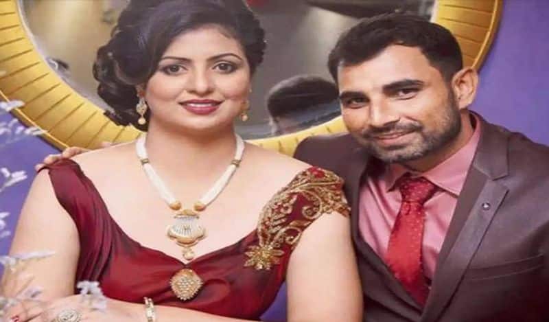 Man arrested for Threating Cricketer mohammad Shami wife Hasin jahan in mobile CRA