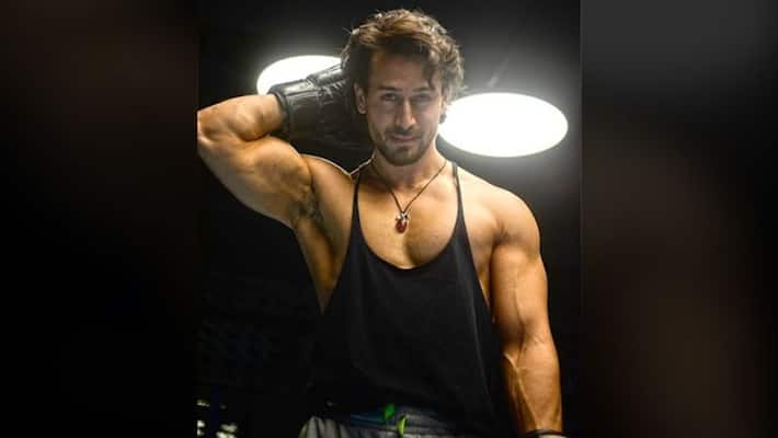Tiger Shroff shares BTS video of his song Casanova, says "I love long takes" RCB Tiger Shroff shares BTS video of his song Casanova, says "I love long takes" RCB