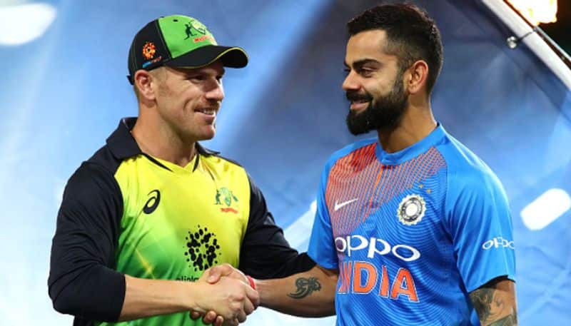 IND vs AUS 1st ODI: Australia Batsman scored huge total against Team India, Indian bowlers failed CRA