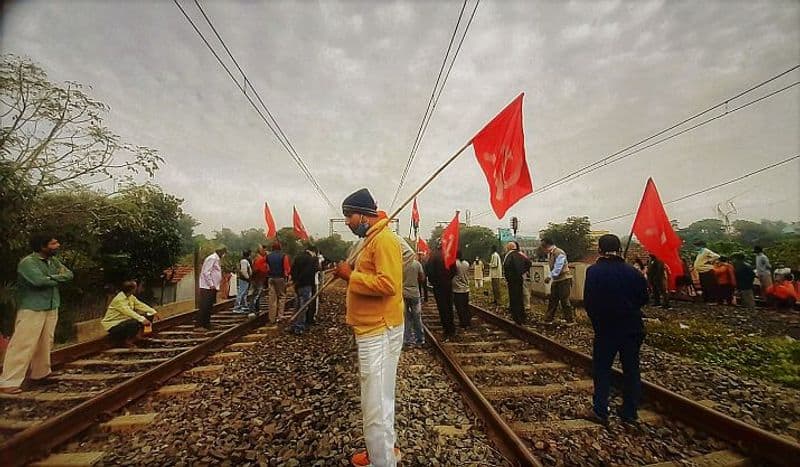 Delhi Chalo Farmers march Punjab Haryana Updates police border-VPN