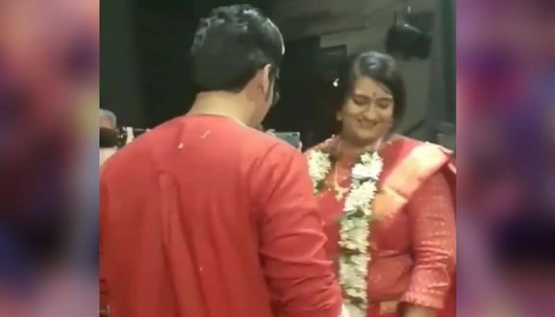 Netizens criticize Anirban and Madhurima's way of completing wedding rituals ADB