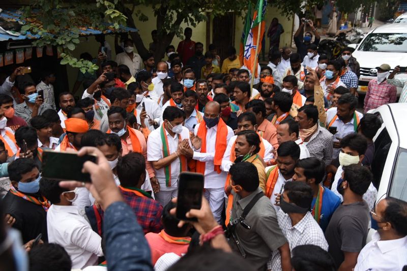 BJP Telangana state president Bandi Sanjay reacts on telangana DGP mahender Reddy comments lns