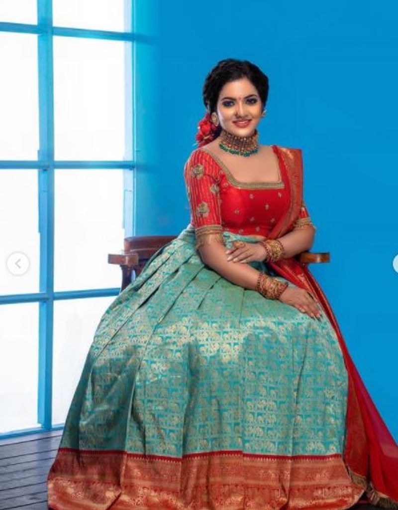 pandian store mullai recent reception bridal look photo gallery
