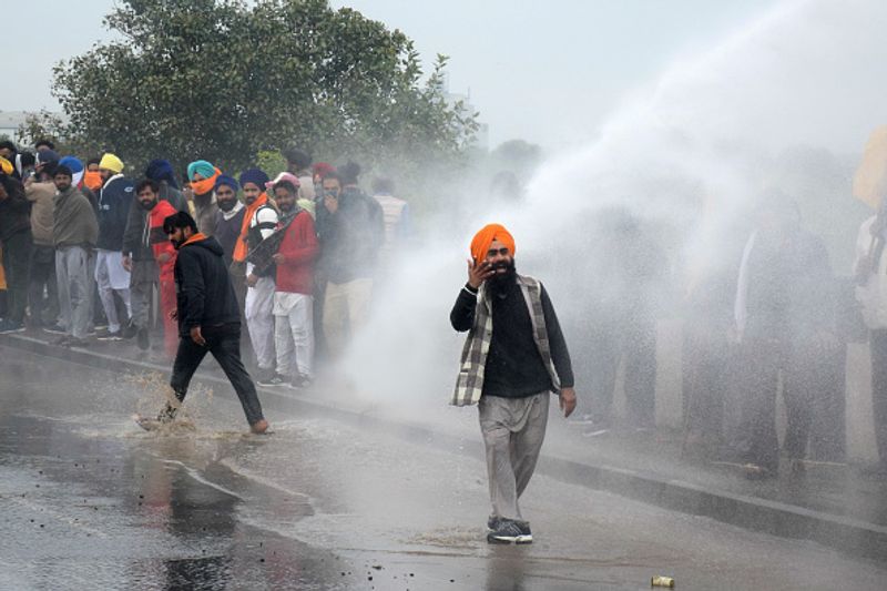 Delhi Chalo Farmers and police clash on the Delhi border