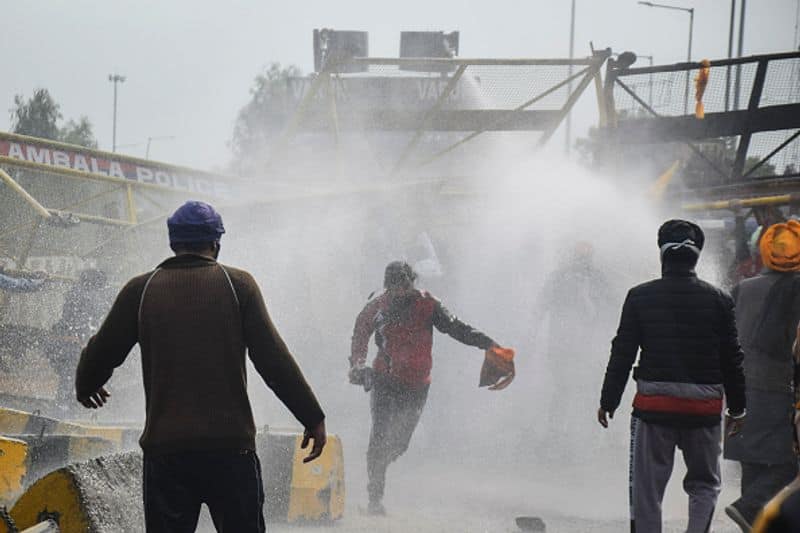 Delhi Chalo Farmers and police clash on the Delhi border