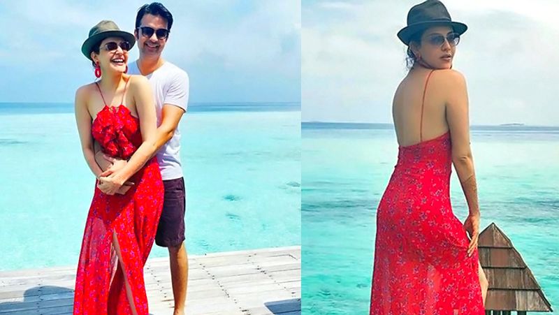 ఇక పెళ్ళైన వెంటనే కాజల్-గౌతమ్ లాంగ్ హనీమూన్ ట్రిప్ సెట్ చేసుకున్నారు. మాల్దీవ్స్ వెళ్లిన ఈ జంట దాదాపు నెలరోజులు ఏకాంతంగా ఎంజాయ్ చేశారు. షూటింగ్స్ కూడా లేకపోవడంతో ప్రశాంతంగా హనీమూన్ జరుపుకున్నారు కాజల్.
