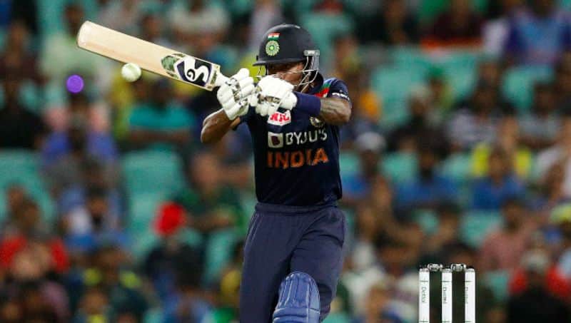IND vs AUS: Hardik pandya, Shikhar Dhawan super innings, but Team India failed to win the 1st ODI CRA