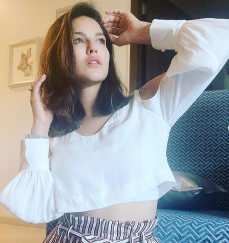 Sunny Leone looks beautiful in cold shoulder white crop top in Mumbai dpl