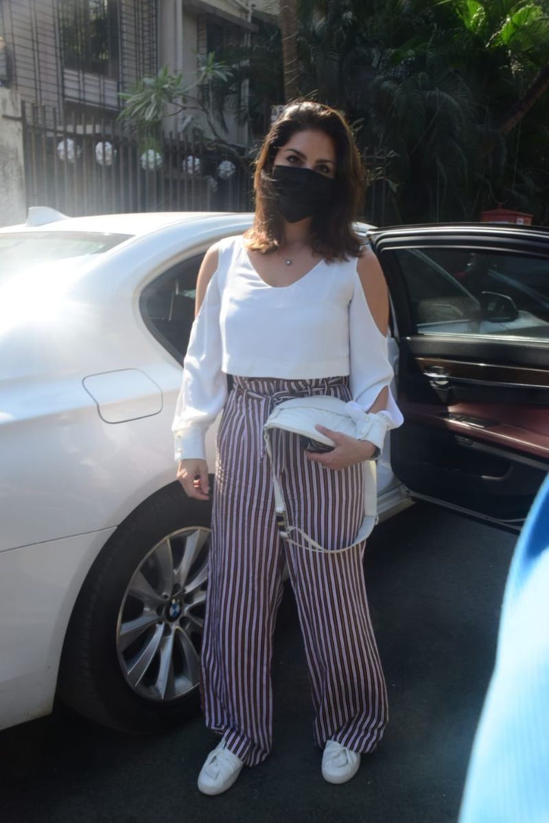 Sunny Leone looks beautiful in cold shoulder white crop top in Mumbai dpl