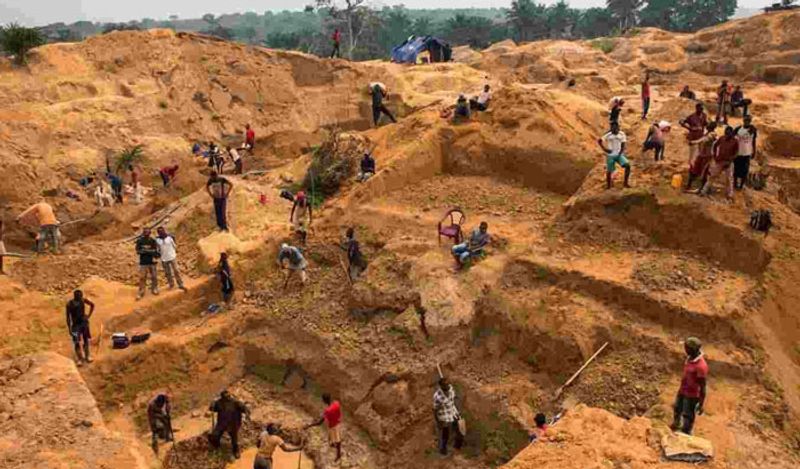 Diamond store found in mon district of nagaland villagers started digging mountain after knowing the fact kph