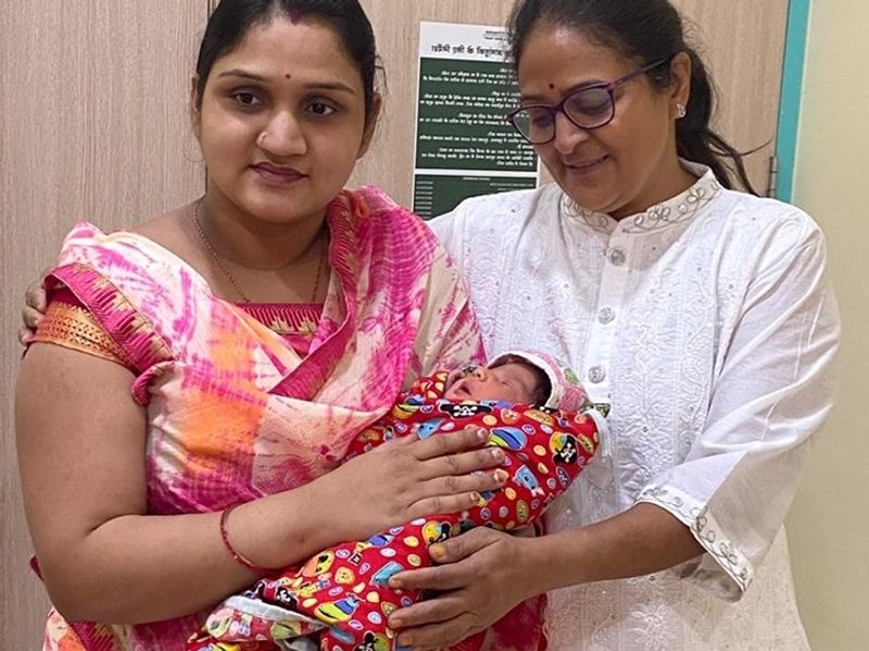 डॉक्टर ज्योति श्रीवास्तव के मुताबिक विनीता को दर्द का अहसास अपेक्षाकृत काफी कम रहा। उसने भी डांस को काफी एंजॉय किया और इसे लेकर अपना अनुभव भी अच्छा बताया।