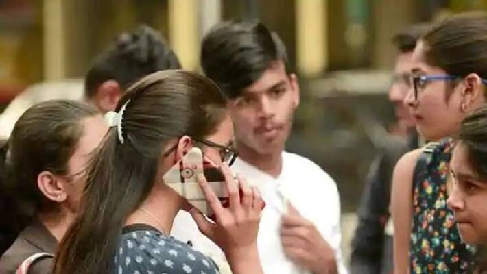 Callers Will Soon Have to Dial 0 Before Making from Landline to Mobile Phone Calls: Telecom Department Callers Will Soon Have to Dial 0 Before Making from Landline to Mobile Phone Calls: Telecom Department