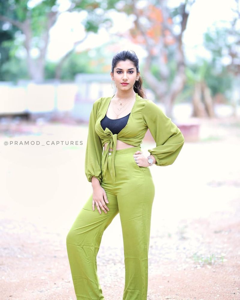 vishnu priya sensational comments on biggboss arj