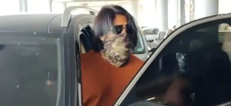 hero yash came to hyderabad for kgf2 shooting arj