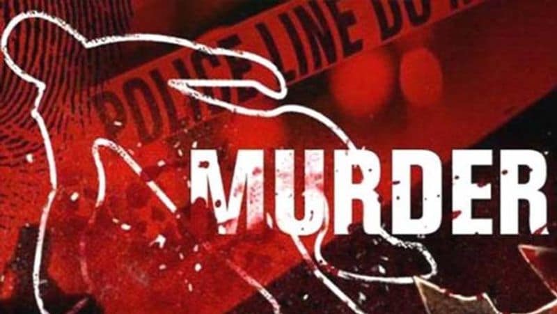 Humiliation in Barabanki was embarrassen son along with wife tied father to tree Then cut throat kpl
