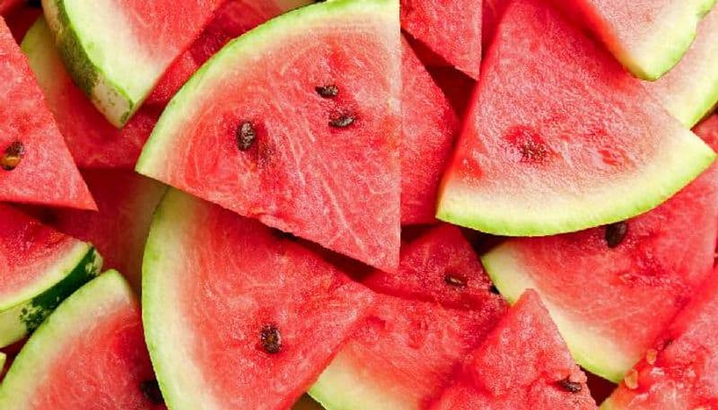 add these fruits in your diet to lose some kilos