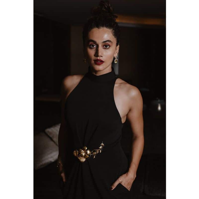 taapsee ready to treat tollywood audiance   arj