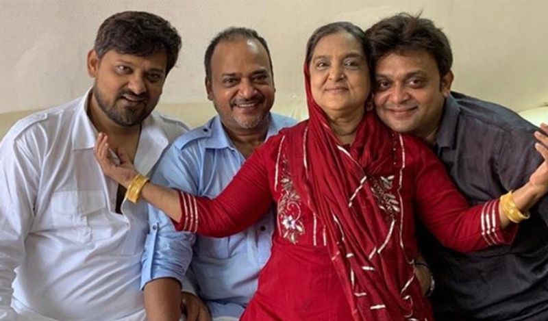 कमालरुख खान ने आगे लिखा कि 'वाजिद एक प्रतिभाशाली संगीतकार थे, जिन्होंने शानदार धुन बनाने के लिए अपना जीवन समर्पित कर दिया था। उनके बच्चे और वो अपने पति को बहुत याद करते हैं और वो चाहती हैं कि उन्होंने एक परिवार के रूप में उनके साथ समर्पित समय बिताया होता। धार्मिक पूर्वाग्रहों से रहित, जिस तरह से उन्होंने अपनी धुनें बनाई थीं। हमें उनके और उनके परिवार की धार्मिक कट्टरता के कारण कभी परिवार नहीं मिला।'