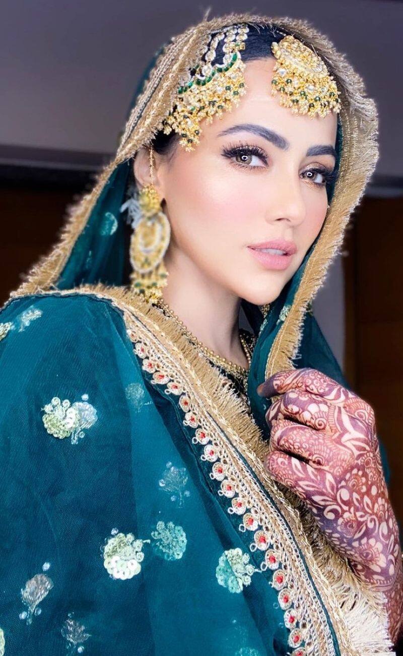 sana khan shines in her post wedding dress ksr