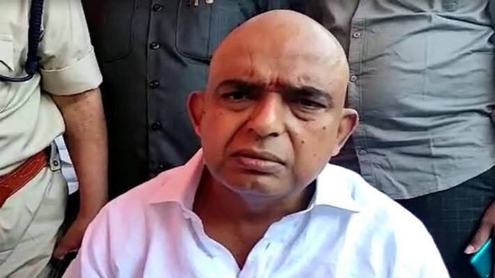 home minister sucharita orders for investigation on attack on minister perni nani ksp home minister sucharita orders for investigation on attack on minister perni nani ksp