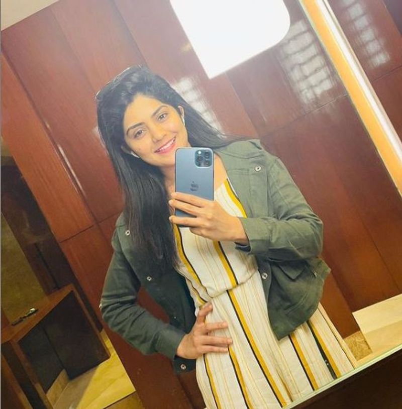 zee kannada jothe jotheyali fame megha shetty in album song with chandan shetty vcs