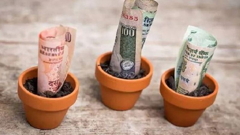 पोस्ट ऑफिस की इस स्कीम में सिर्फ एक बार ही निवेश किया जा सकता है। इस अकाउंट में न्यूनतम 1000 रुपए से लेकर अधिकतम 15 लाख रुपए तक का निवेश किया जा सकता है। (फाइल फोटो)