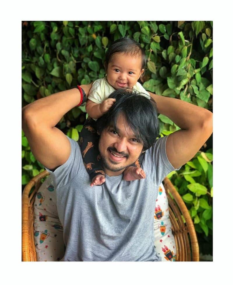Actor Nakkhul celebrate Karthigai deepam with his cute daughter Photos going viral