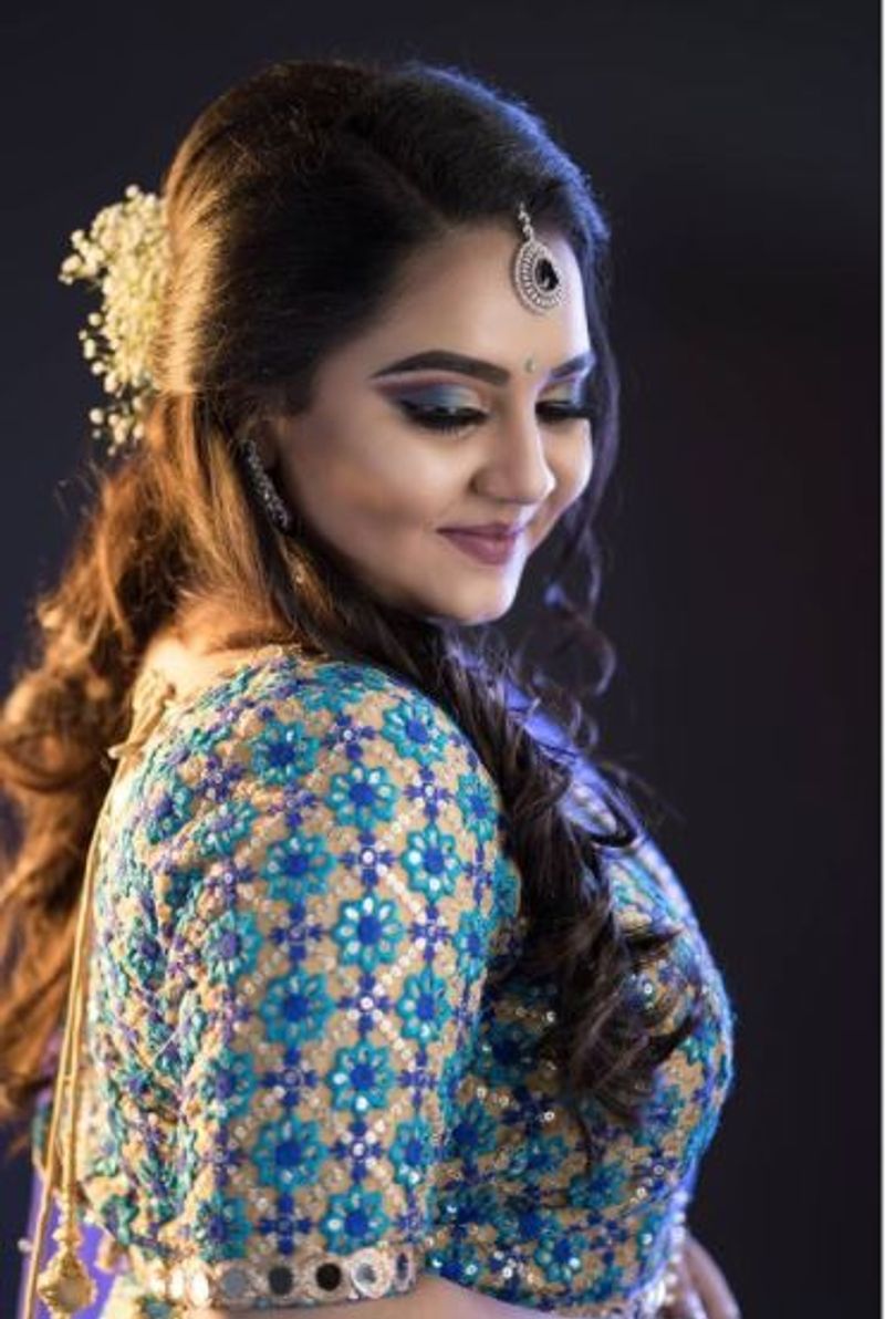 vani rani radhika reel daughter neha menon latest photo shoot