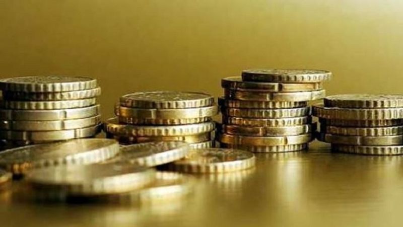 पोस्ट ऑफिस PPF अकांउट के एक साल पूरा होने के बाद और 5 साल पूरा होने से पहले इस पर लोन लिया जा सकता है। इसके अलावा, अकाउंट के 5 साल पूरा होने के बाद इससे विदड्रॉअल भी किया जा सकता है। पोस्ट ऑफिस PPF स्कीम के तहत नेटबैंकिंग-मोबाइल बैंकिंग के जरिए ऑनलाइन डिपॉजिट सुविधा और इंडिया पोस्ट पेमेंट्स बैंक सेविंग्स अकाउंट से ऑनलाइन डिपॉजिट की सुविधा भी उपलब्ध है। (फाइल फोटो)