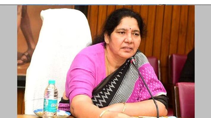 minister satyavathi rathode intresting comments on cm kcr delhi tour minister satyavathi rathode intresting comments on cm kcr delhi tour