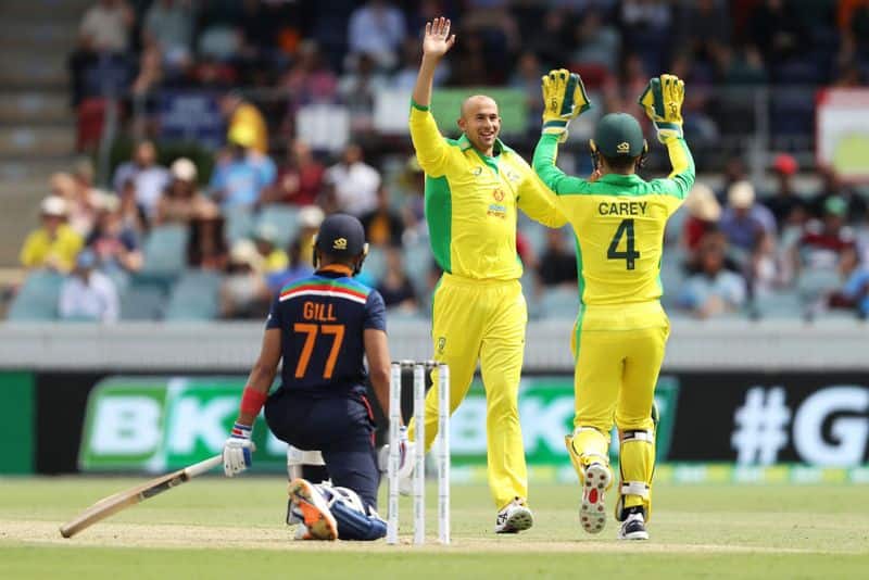 Australia need 303 runs to win against India in final ODI