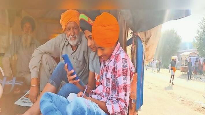 punjab news farmer protest movement student in morning study in online class and afternoon involved the movement kpr punjab news farmer protest movement student in morning study in online class and afternoon involved the movement kpr